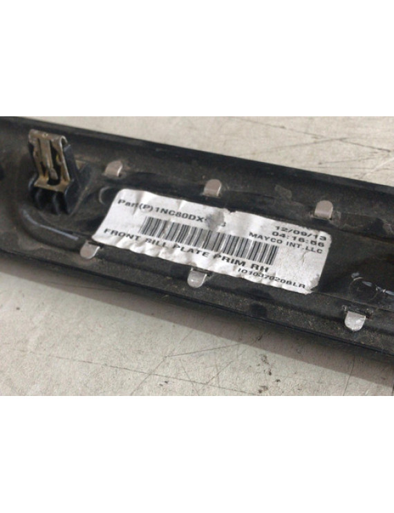 Soleira Porta Dianteira Direita Jeep Cherokee 2011 - 2016