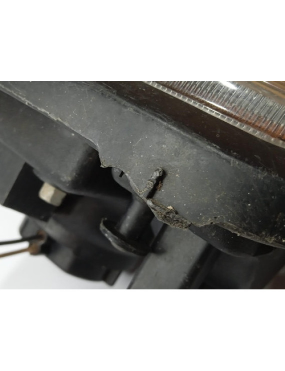 Farol De Milha Esquerdo Daihatsu Térios 1994 - 1998 Detalhe