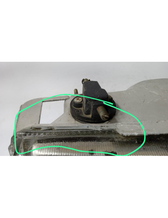 Farol Direto Fiat Tempra 1998  Detalhe Branco