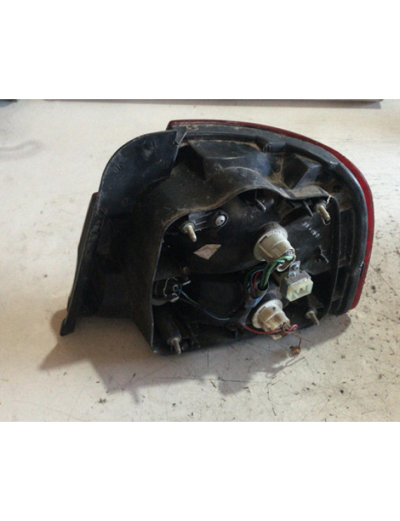 Lanterna Esquerda Hyundai Elantra 1993 - 1996
