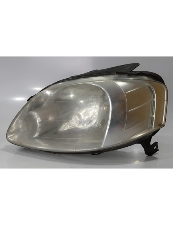 Farol Esquerdo Fox 2003 - 2009 / Detalhe Esquerdo