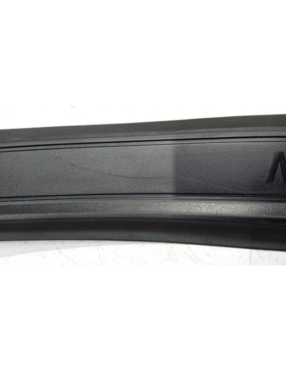 Soleira Traseira Esquerda Bmw 135i 2015