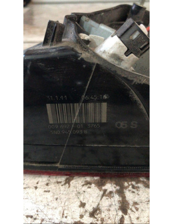 Lanterna Esquerda Tampa Tiguan 2007 - 2011