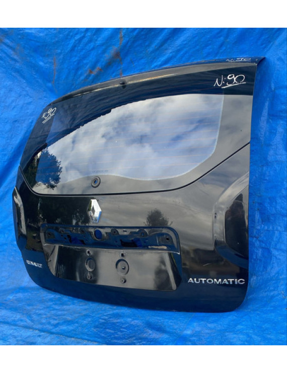Tampa Traseira Duster 2015 A 2018 Detalhe