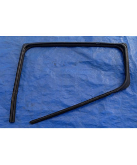 Borracha Canaleta Traseira Esquerda Sandero 2016