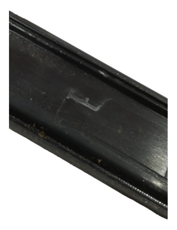 Soleira Da Porta Dianteira C5 2001 - 2005 / Avaria    Preto