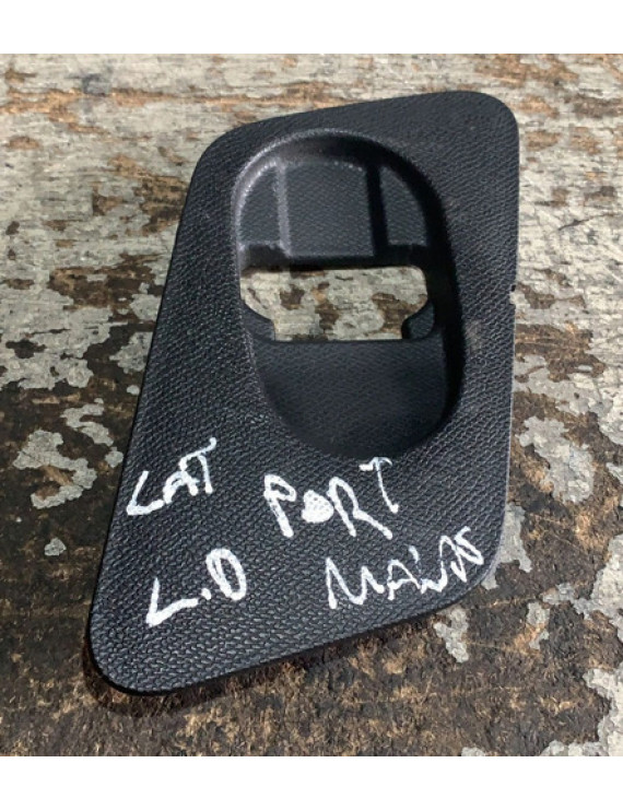 Acabamento Lateral Porta Malas Direito Peugeot 3008 2019