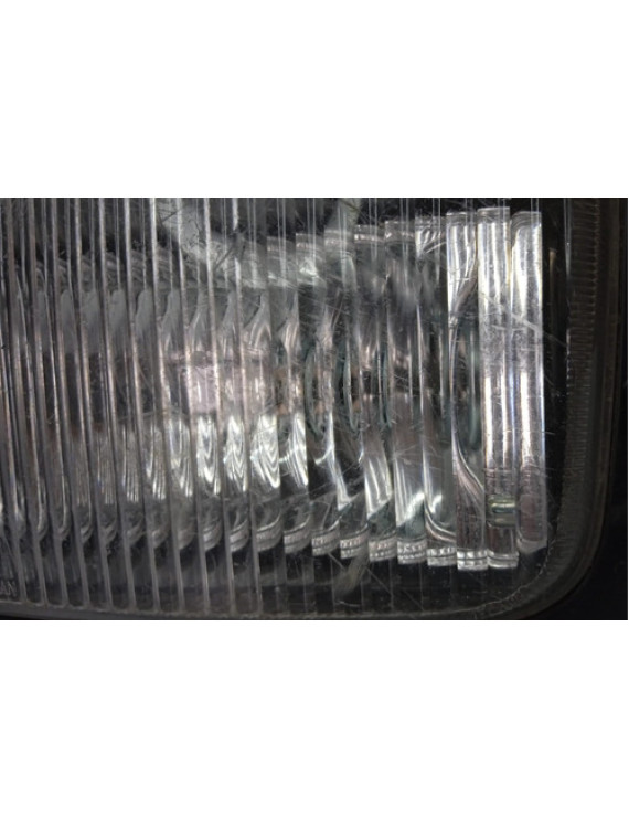 Farol De Milha Esquerdo Daihatsu Térios 1994 - 1998 Detalhe