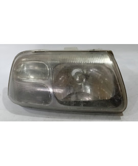 Farol Direito Suzuki Grand Vitara 1999 - 2005 / Detalhe Direito