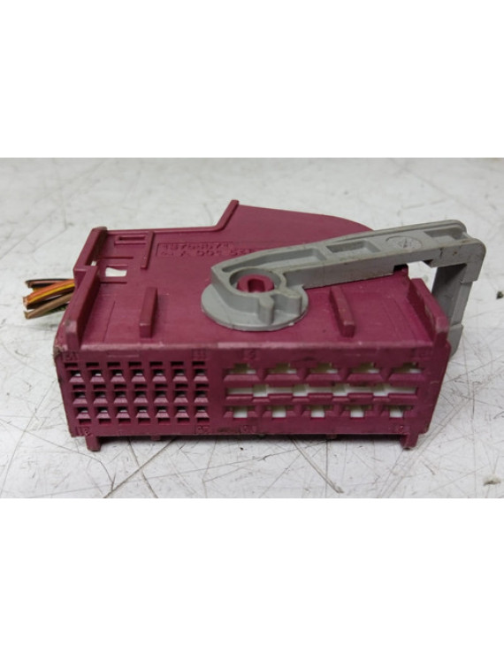 Plug Conector Chicote Mercedes C300 2018 / A0015458230