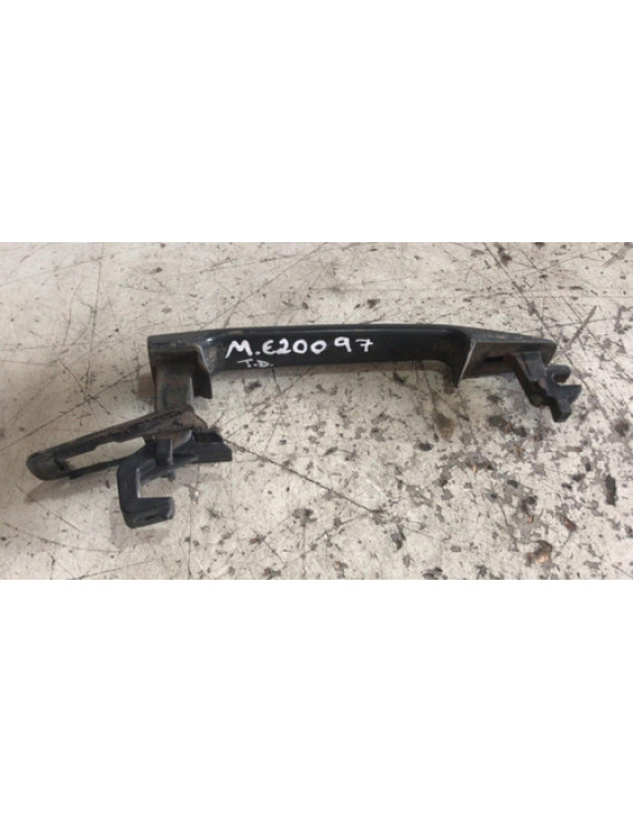 Maçaneta Externa Traseira Direita Mercedes Benz E200 1997