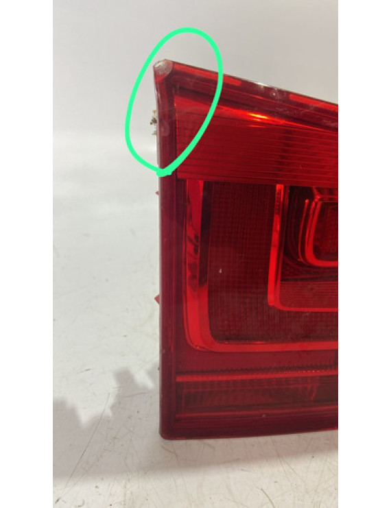 Lanterna Esquerda Porta Malas Tiguan 2012 - 2017 / Detalhe