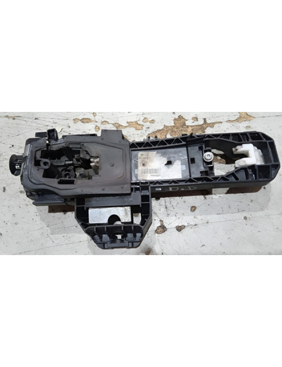 Suporte Maçaneta Dianteira Direita Mercedes Gla200 2015 Preto