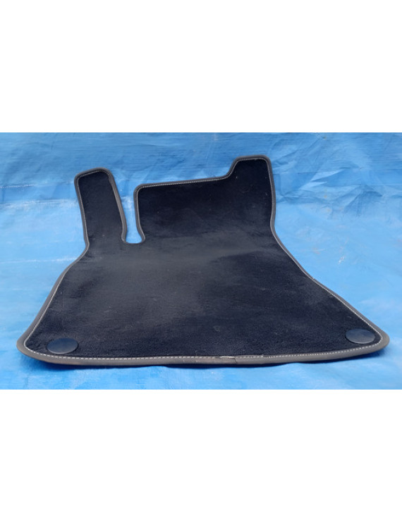 Tapete Dianteiro Esquerdo Mercedes A200 Glb 2020 2021 Preto