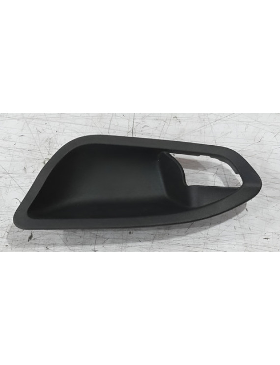 Acabamento Interna Maçaneta Dianteira Esquerda Bmw 135i 2015 Dianteira