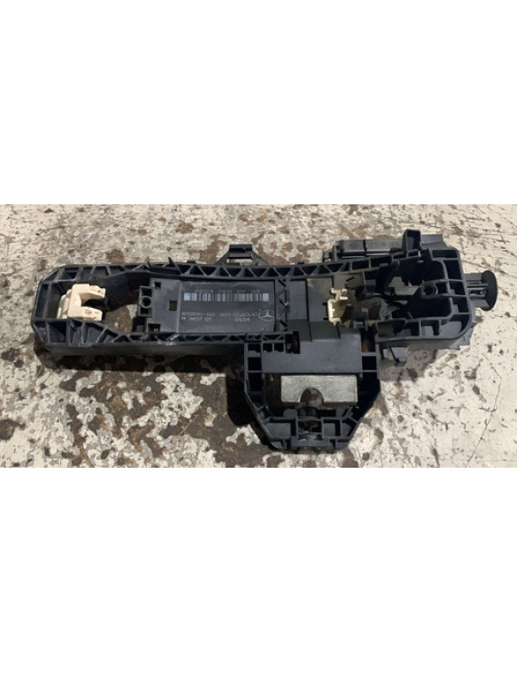 Suporte Maçaneta Traseira Esquerda Mercedes C180 Cgi 2011 Preto