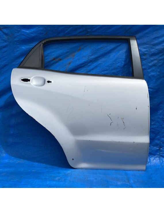 Porta Traseira Direita Ssangyong Korando 2011 A 2014 - Traseira - Direita - Prateado