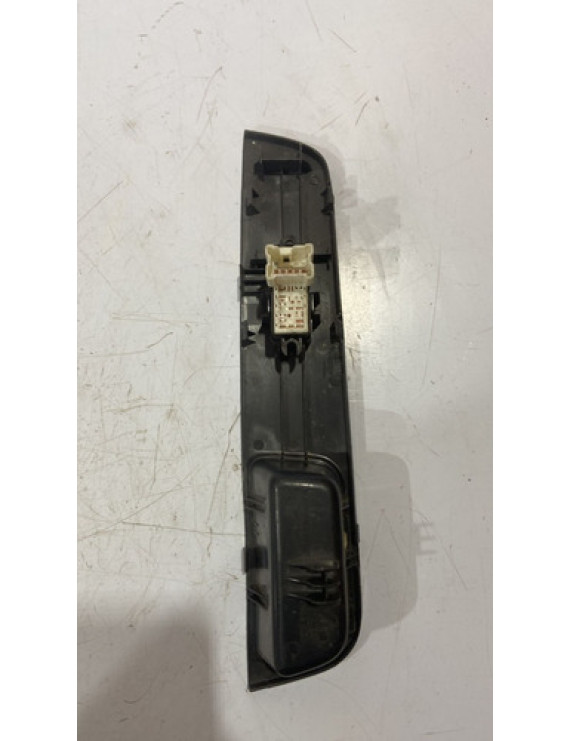 Comando De Vidro Dianteiro Direito March Tiida 2013