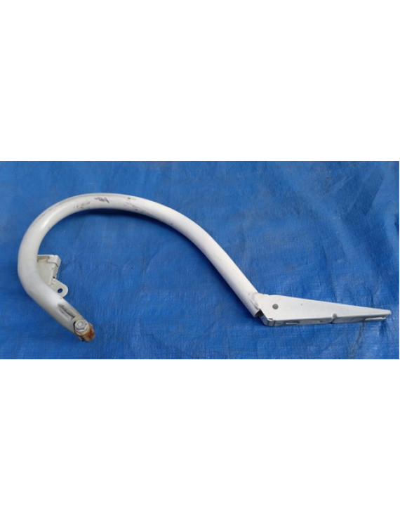 Dobradiça Esquerda Tampa Traseira Mercedes C180 2013 2014