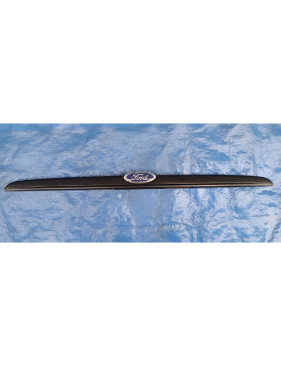 Friso Regua Tampa Traseira Focus Sedan 2000 - 2009 Preto