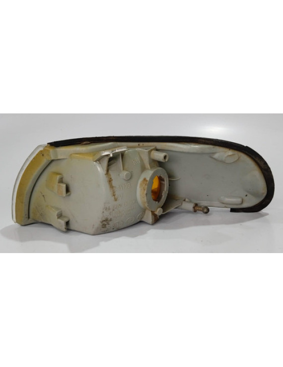 Pisca Seta Farol Direito Mazda 626 1993 - 1997 Avaria