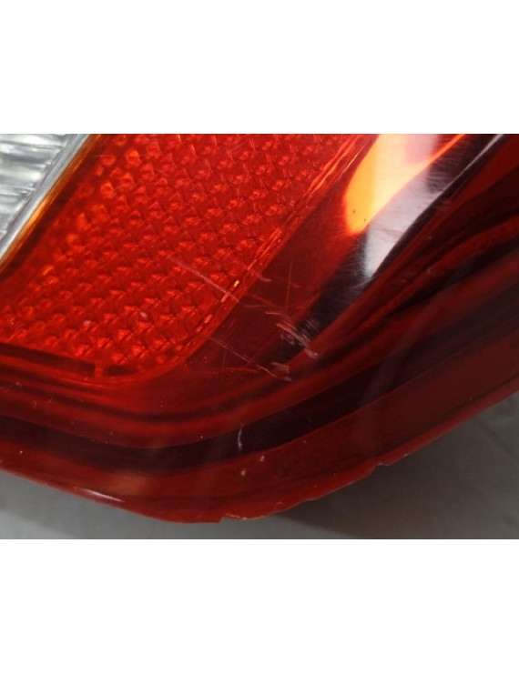 Lanterna Esquerda Tampa Kia Optima Magentis 2009 2010 Detlhe