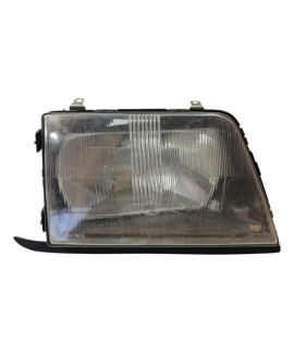 Farol Direito Monza 1982 1983 1984 1985 1986 1987 Cibie Direito/passageiro Farol Direito Monza 1982 1983 1984 1985 1986 1987 Cibie Direito/passageiro