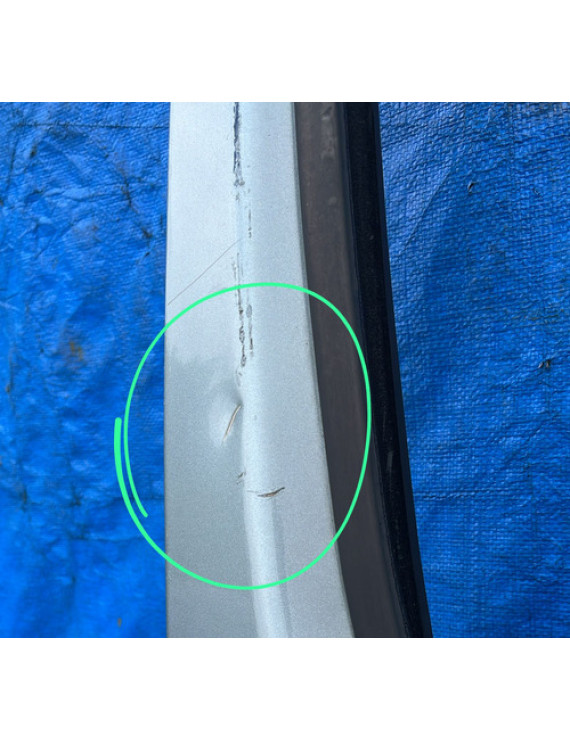 Porta Dianteira Direita Renault Kangoo 2005 A 2012 Detalhe - Dianteira - Direita - Prateado