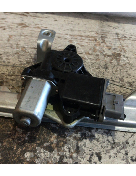 Máquina Vidro Traseira Esquerda Peugeot 3008 2011 - 2015