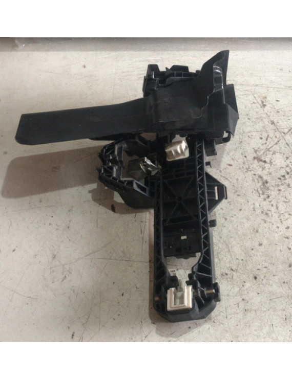 Suporte Maçaneta Dianteira Esquerda Mercedes C200 2008