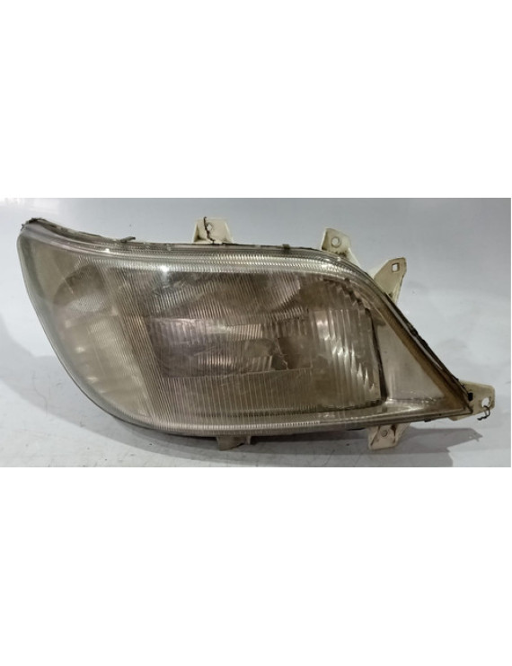 Farol Direito Mercedes Sprinter 2001 2002 2003 / Detalhe