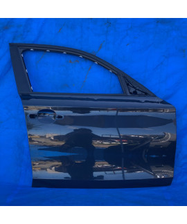 Porta Dianteira Direita Bmw 118i 120i 2006 A 2012 Detalhe Dianteira Direita Preto