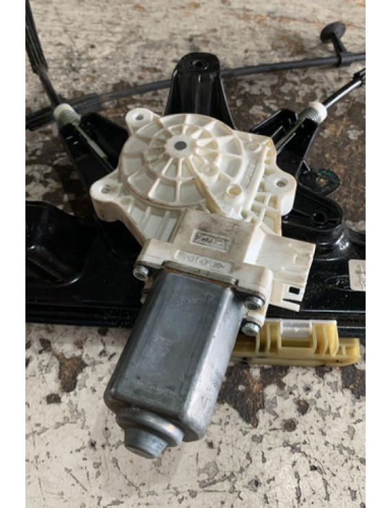 Máquina Vidro Dianteira Direita Focus 2014