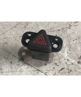 Botão Interruptor Pisca Alerta Cruze 2014  Preto