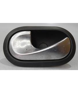 Maçaneta Interna Traseira Esquerda Megane 2006 - 2013