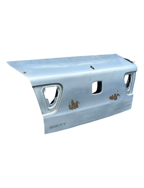 Tampa Traseira Seat Cordoba 1999 2000 2001 2002 Prateado