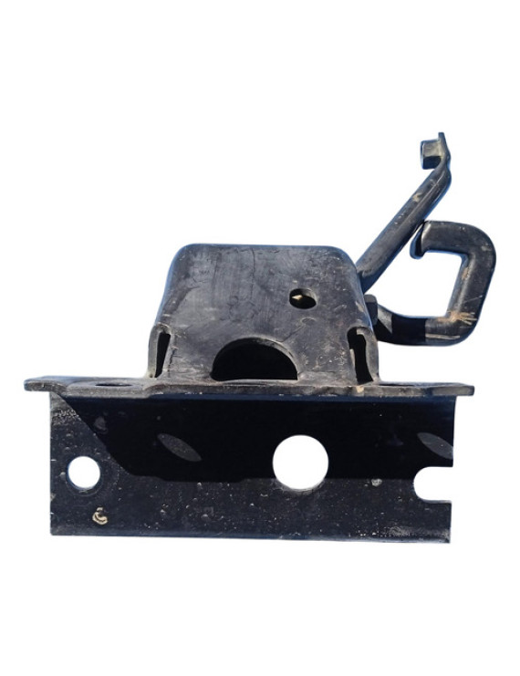 Suporte Traseiro Esquerdo Engate Grand Cherokee 2014 2015 Preto