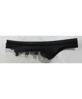 Acabamento Soleira Traseira Esquerda Bmw 135 2015 Preto