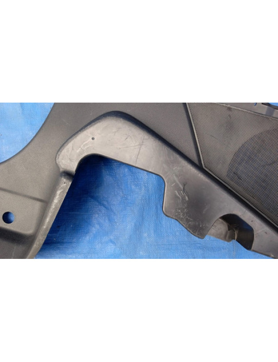 Acabamento Inferior Traseiro Dir Mercedes C180 2012 Coupe