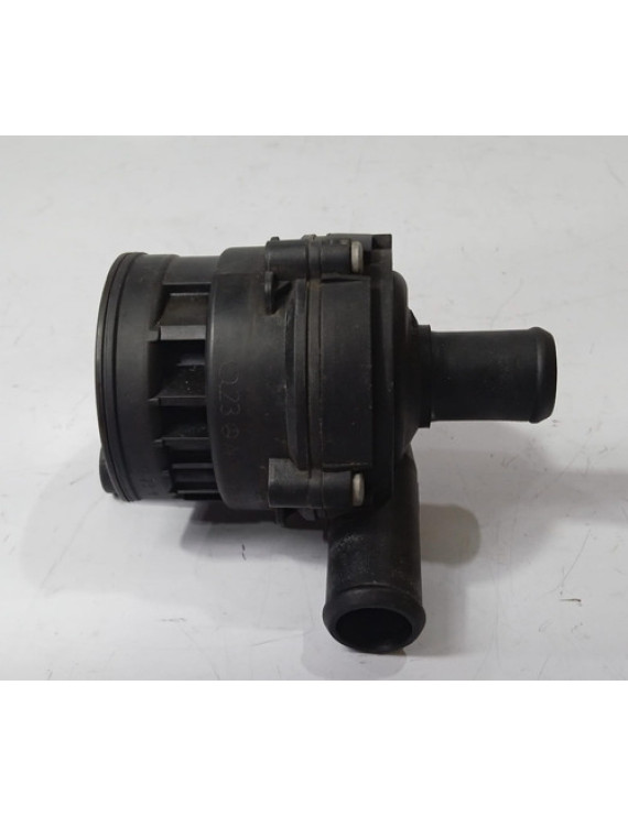 Bomba Água Auxiliar Mercedes C180 C200 C300 2.0 2015 - 2018
