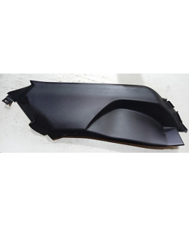 Moldura Lateral Direita Banco Traseiro Lancer 2014 Preto