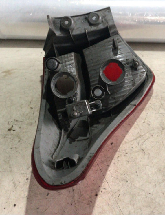 Lanterna Traseira Direito Hyundai Hb20 Hatch 2011 - 2015