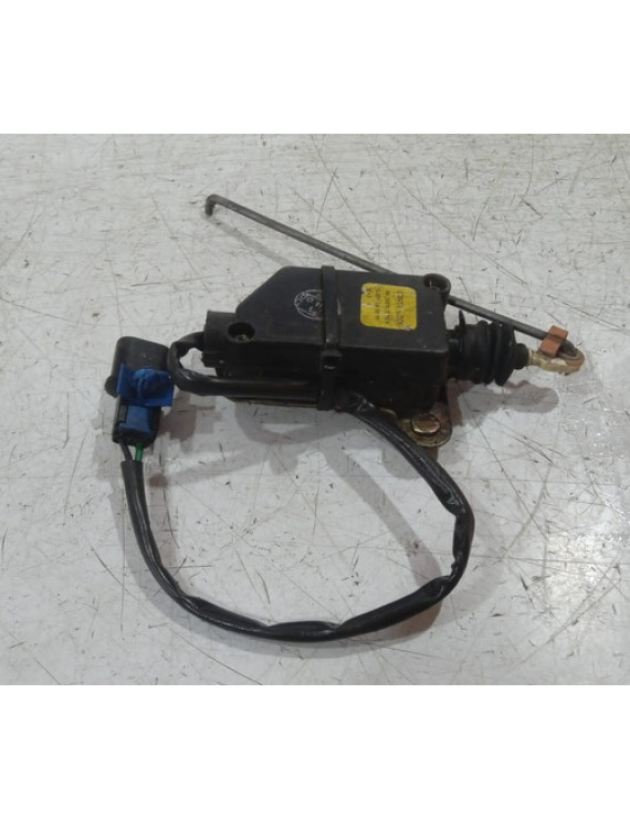 Trava Porta Traseira Direita Kia Sportage 1999 2000 2001   