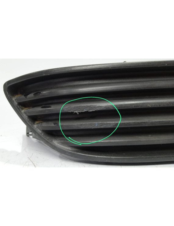 Moldura Farol Milha Direito Corolla 2003 - 2008