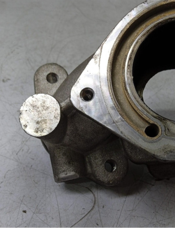 Flange Válvula Egr Cherokee 3.0 V6 2014