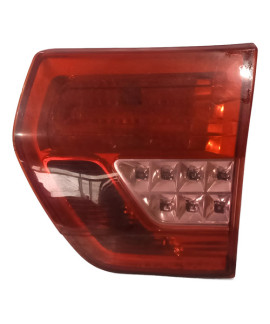 Lanterna Tampa Direita Citroen C5 Tourer 2009 2010 2011 Direito Vermelho Lanterna Tampa Direita Citroen C5 Tourer 2009 2010 2011 Direito Vermelho