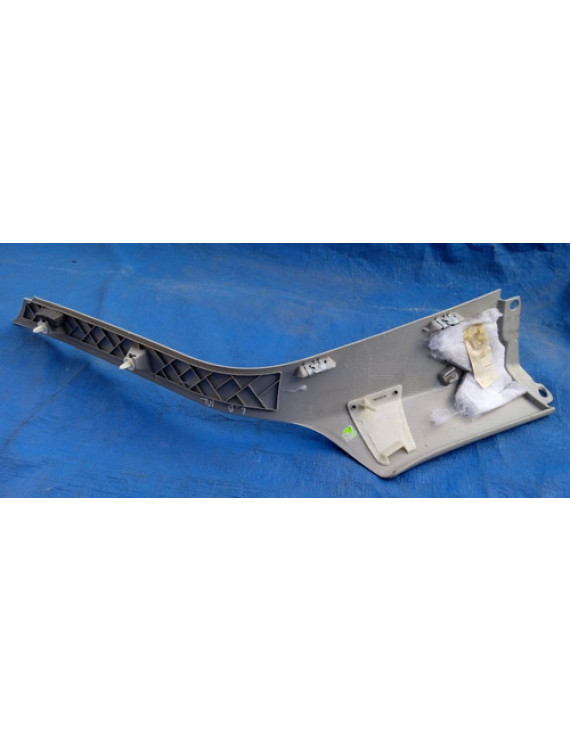 Acabamento Traseiro Direito Mercedes Ml320 2008 - 2011