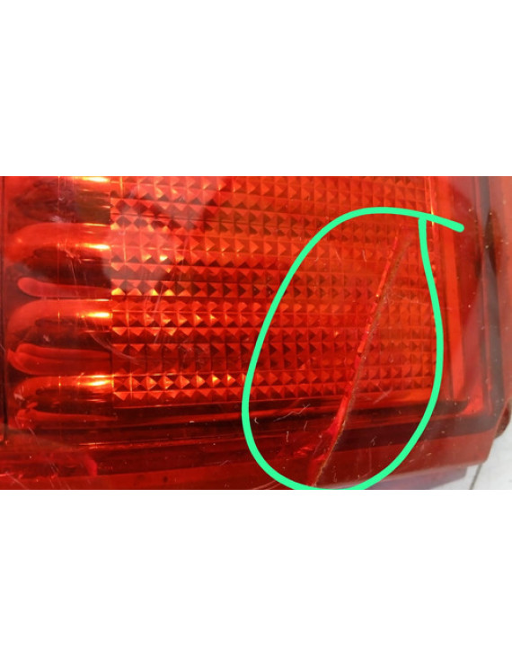 Lanterna Direita Honda Crv 2007 - 2011 Trincada