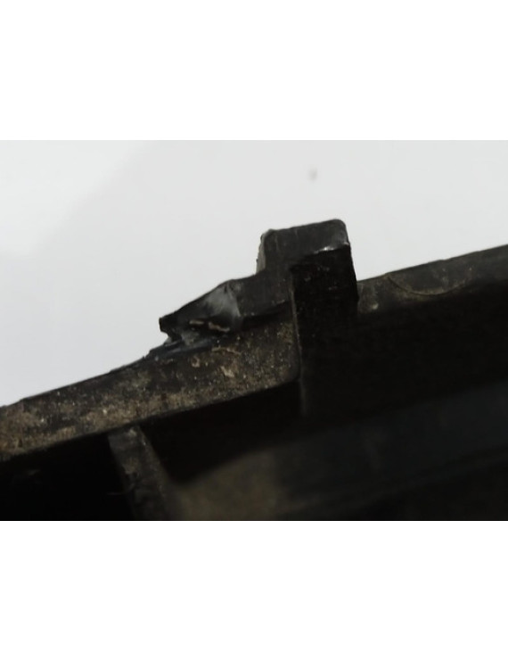 Moldura Do Farol Direito Passat Gts Pointer 1983