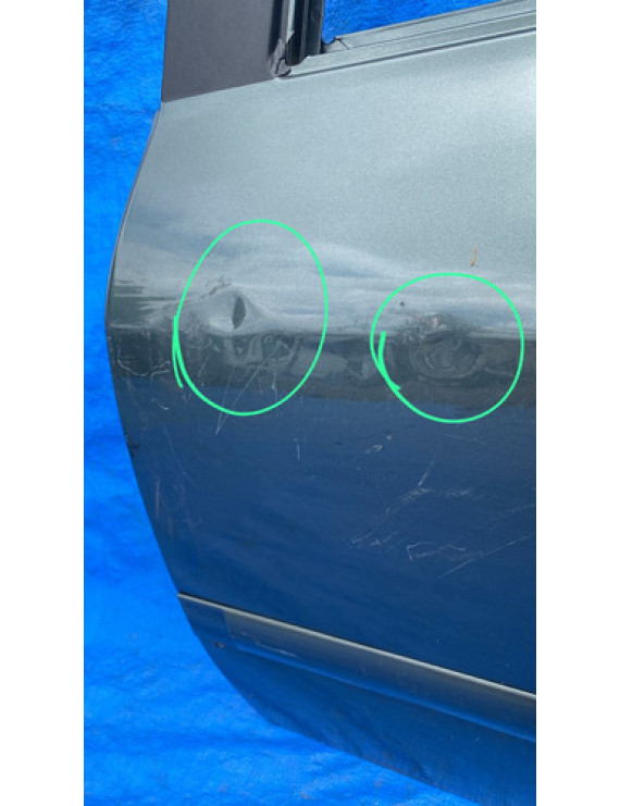 Porta Traseira Esquerda Peugeot 307 Sw 2003 A 2011 Detalhe